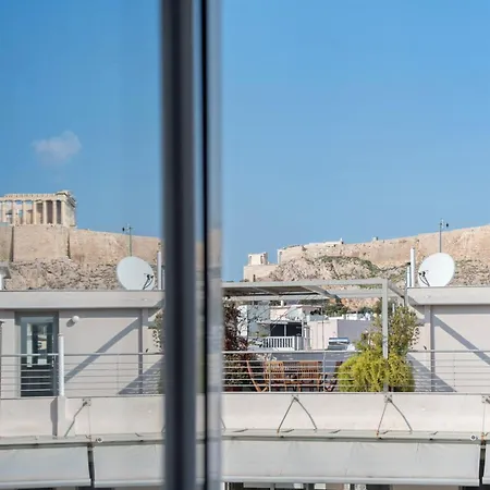 Parthenon Crown Penthouse Apartment *