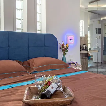Apartment Parthenon Crown Penthouse